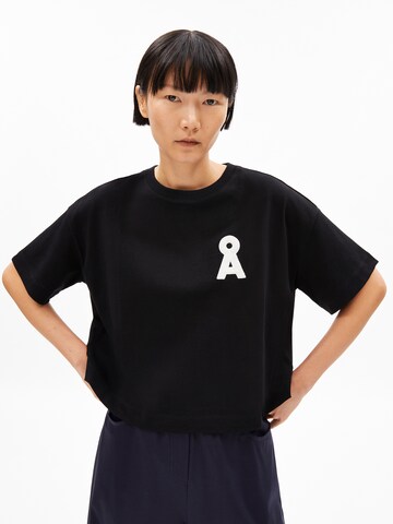 T-shirt ARMEDANGELS en noir : devant