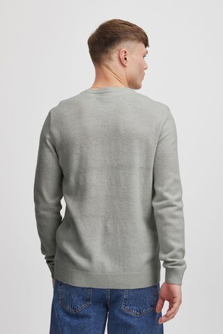 !Solid Sweater in Grey