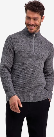 FALKE Sweater in Grey: front