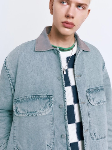 Pull&Bear Prehodna jakna | modra barva