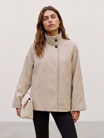Giacca di mezza stagione 'VINCELORAFINE' di VERO MODA in marrone: frontale