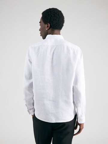 BOSS - Ajuste regular Camisa 'LIAM' en blanco