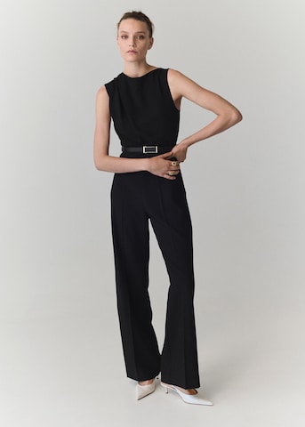 Tuta jumpsuit 'MIRTA' di MANGO in nero: frontale