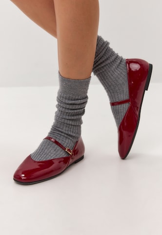 CESARE GASPARI Strap ballerina in Red