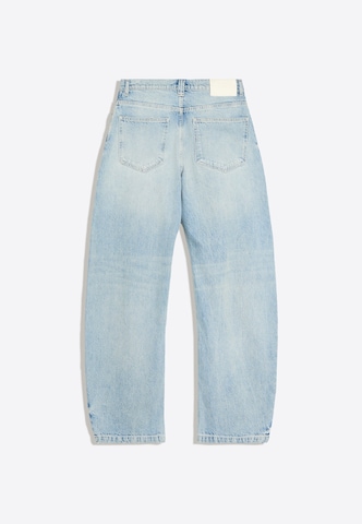 Barrel Jeans de la Bershka pe albastru