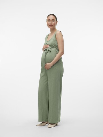 MAMALICIOUS Jumpsuit in Grün