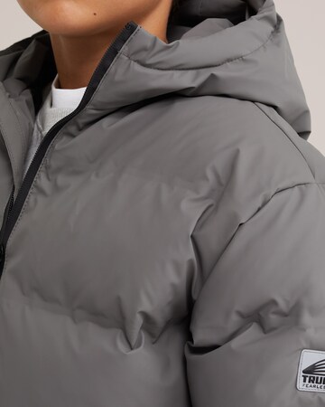 WE Fashion Зимно яке в сиво