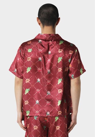 Coupe regular Chemise 'FRUIT MONOGRAM CUBAN' Pas De Monaco en rouge