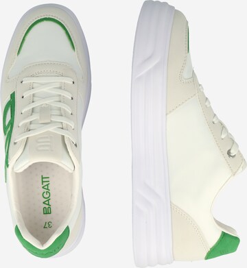 TT. BAGATT Sneakers 'Blu' in White
