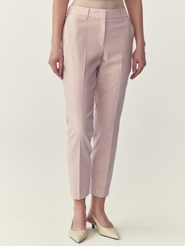 TATUUM Tapered Hose 'Kolia 9' in Pink: Vorderseite