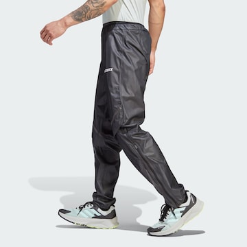 juoda ADIDAS TERREX Standartinis Laisvalaikio kelnės 'Xperior Light 2.5-Layer Rain'