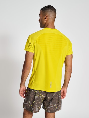 T-Shirt fonctionnel 'Lakeland' Newline en jaune
