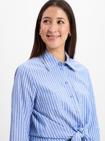 Marie Lund Blouse in Blue