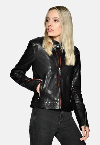 Maze Jacke in Schwarz: Vorderseite