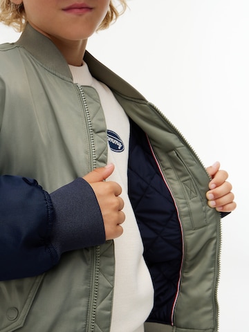 TOMMY HILFIGER Between-season jacket in Green