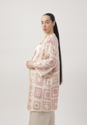 Elara Cardigan i pink