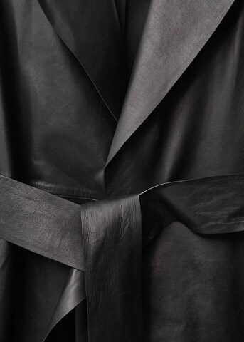 MANGO Mantel 'North' in Schwarz