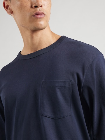 GAP Футболка в Синий
