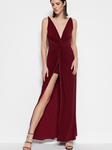 Trendyol Kleid in Rot