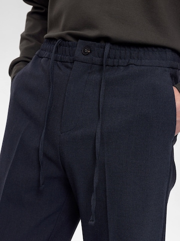 Antioch Skinny Trousers in Blue