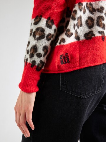 Marc Cain Sweater in Red