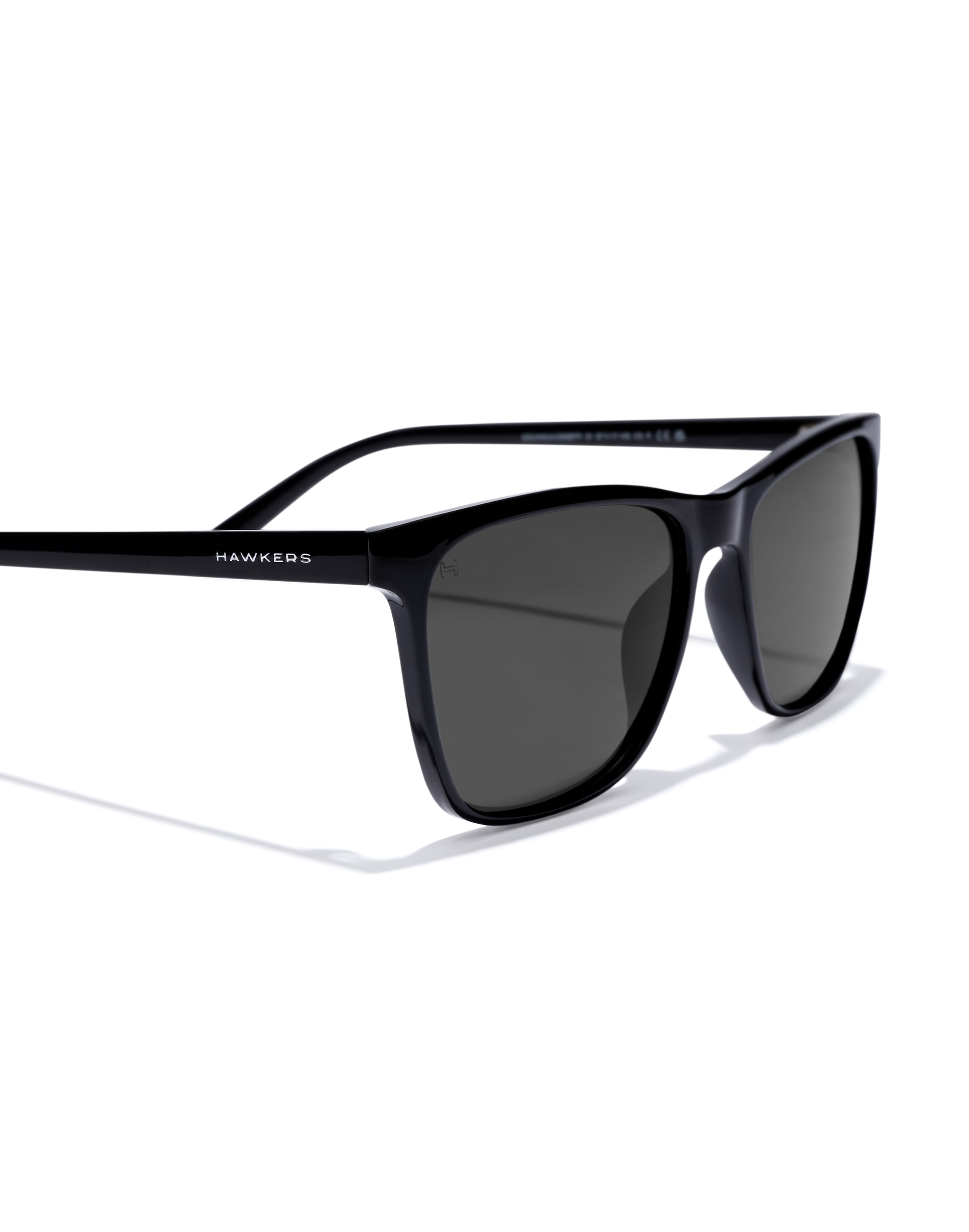 melns HAWKERS Saulesbrilles 'WAVE'