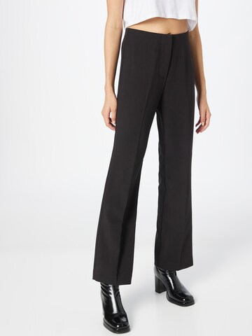 Regular Pantalon à plis VERO MODA en noir : devant