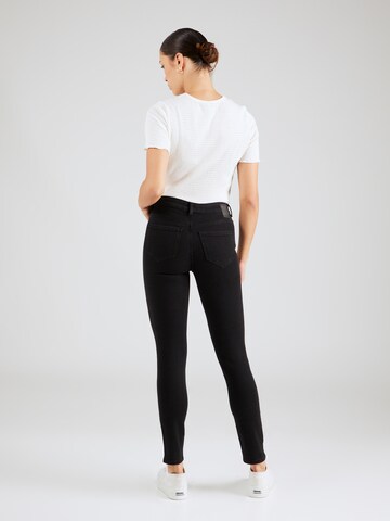 PIECES Slimfit Jeans 'Nunna' in Zwart