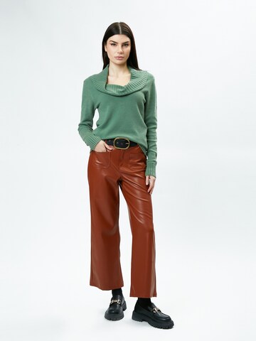 Influencer Sweater in Green