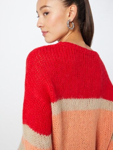 Riani Sweter w kolorze czerwony