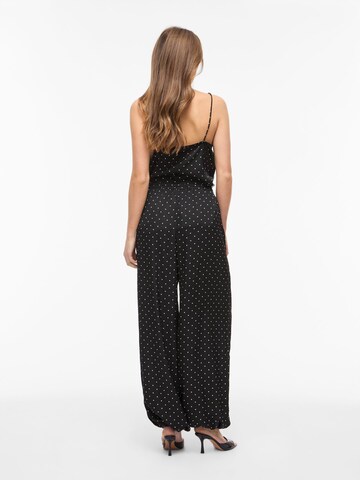 Loosefit Pantaloni 'VISia' di VILA in nero