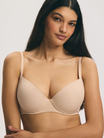 ESOTIQ - Push-up Sujetador 'Push-up-BH Kassidy, glatte T-Shirt-Cups, herausnehmbare Polster' en beige: frente