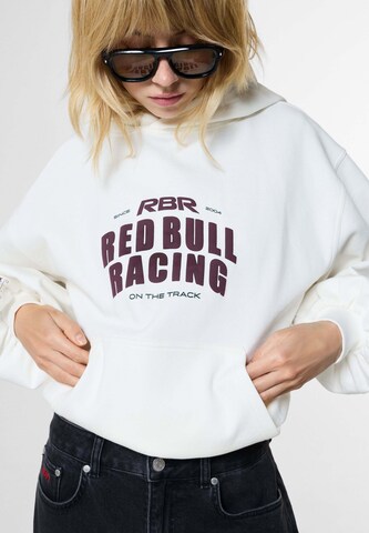 Red Bull Racing x Pepe Jeans Sweatshirt in White: front