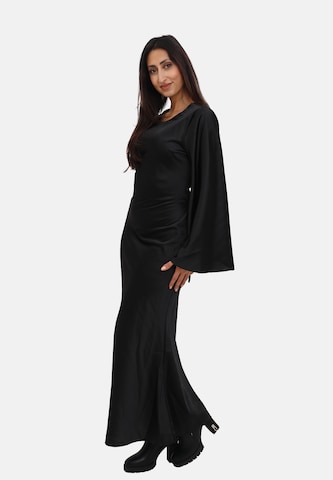 Robe 'Abaya' Elara en rouge