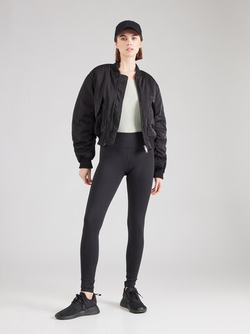 Champion Authentic Athletic ApparelSkinny Sportske hlače - crna boja