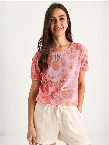 Maglietta di Bianco Lucci in rosa: frontale