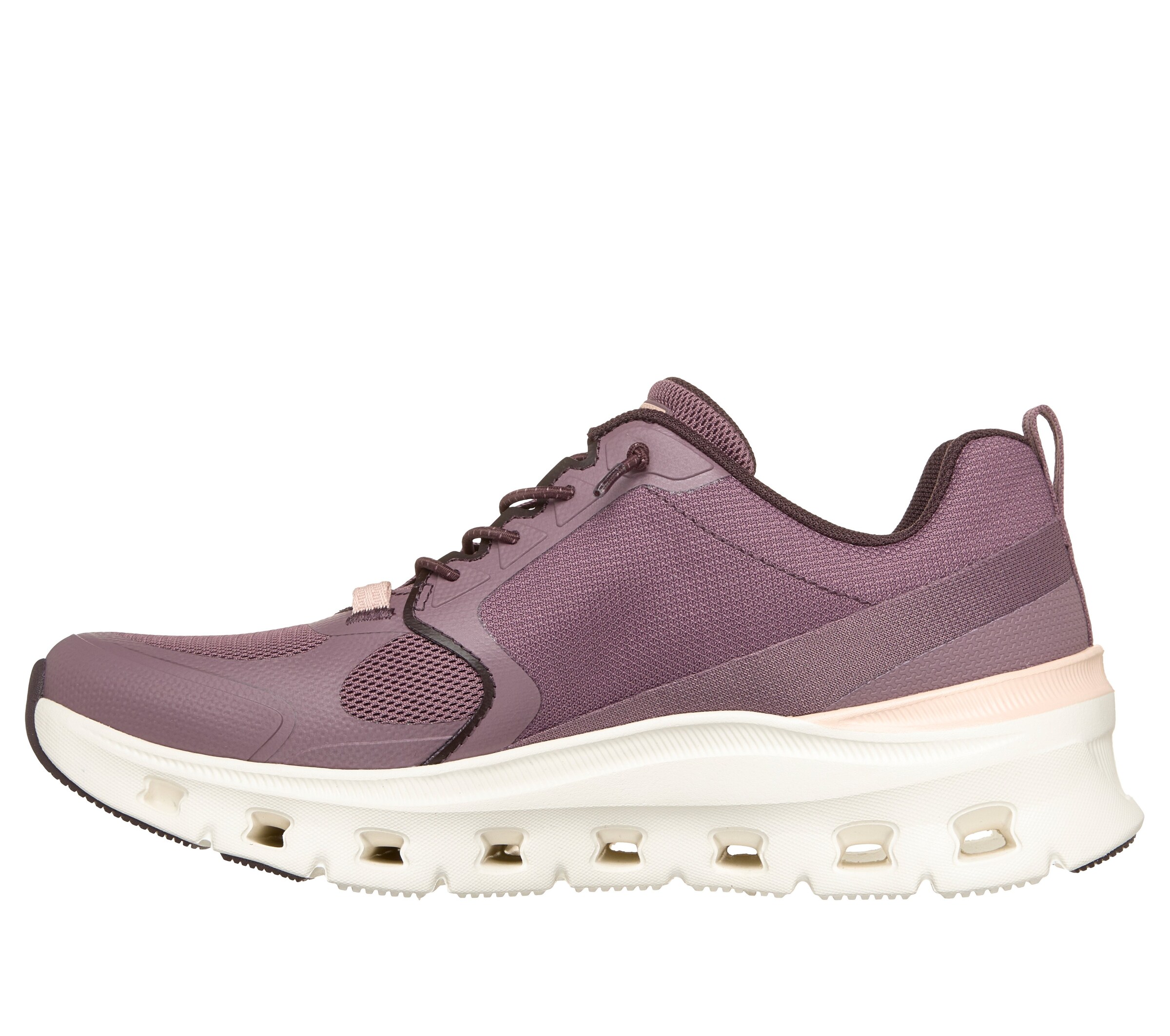 SKECHERS Sneaker in Lila