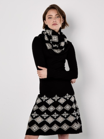 Apricot Dress ' ' in Black: front