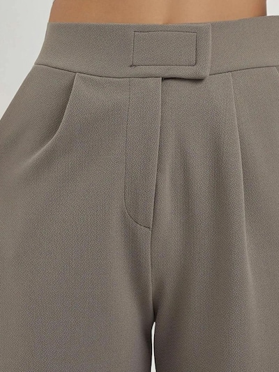 Hiccup Pantalon à pince en 32 en gris, Vue avec produit