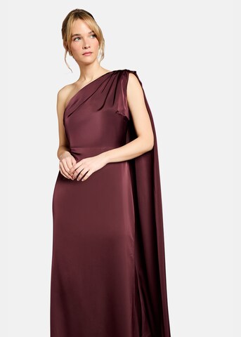 Coast Dress in Red: front