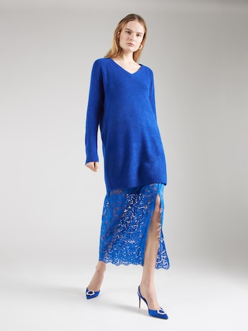 VERO MODA Úpletové šaty 'ELLYLEFILE' – modrá