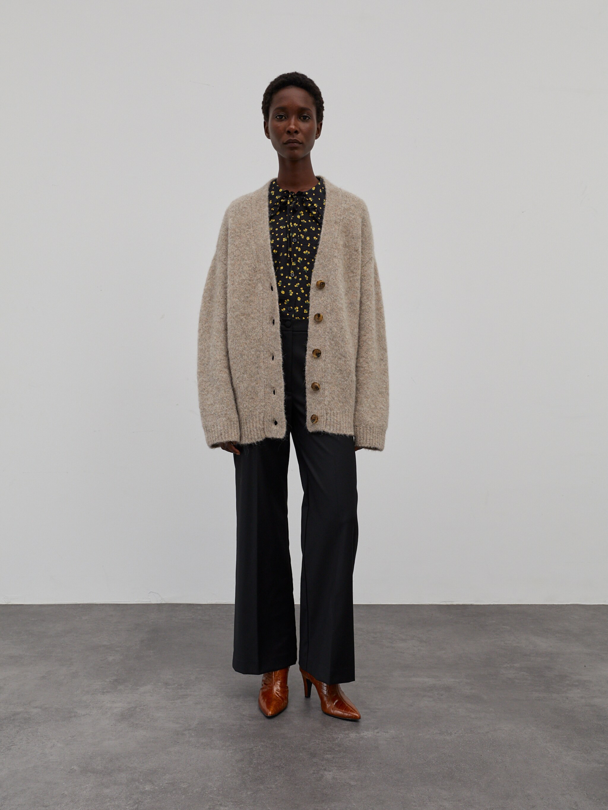 EDITED Produits Cardigan 'Peyton' beige