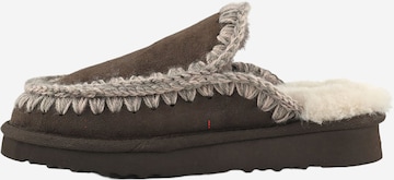 MOU - Pantufa 'Eskimo' em castanho: frente