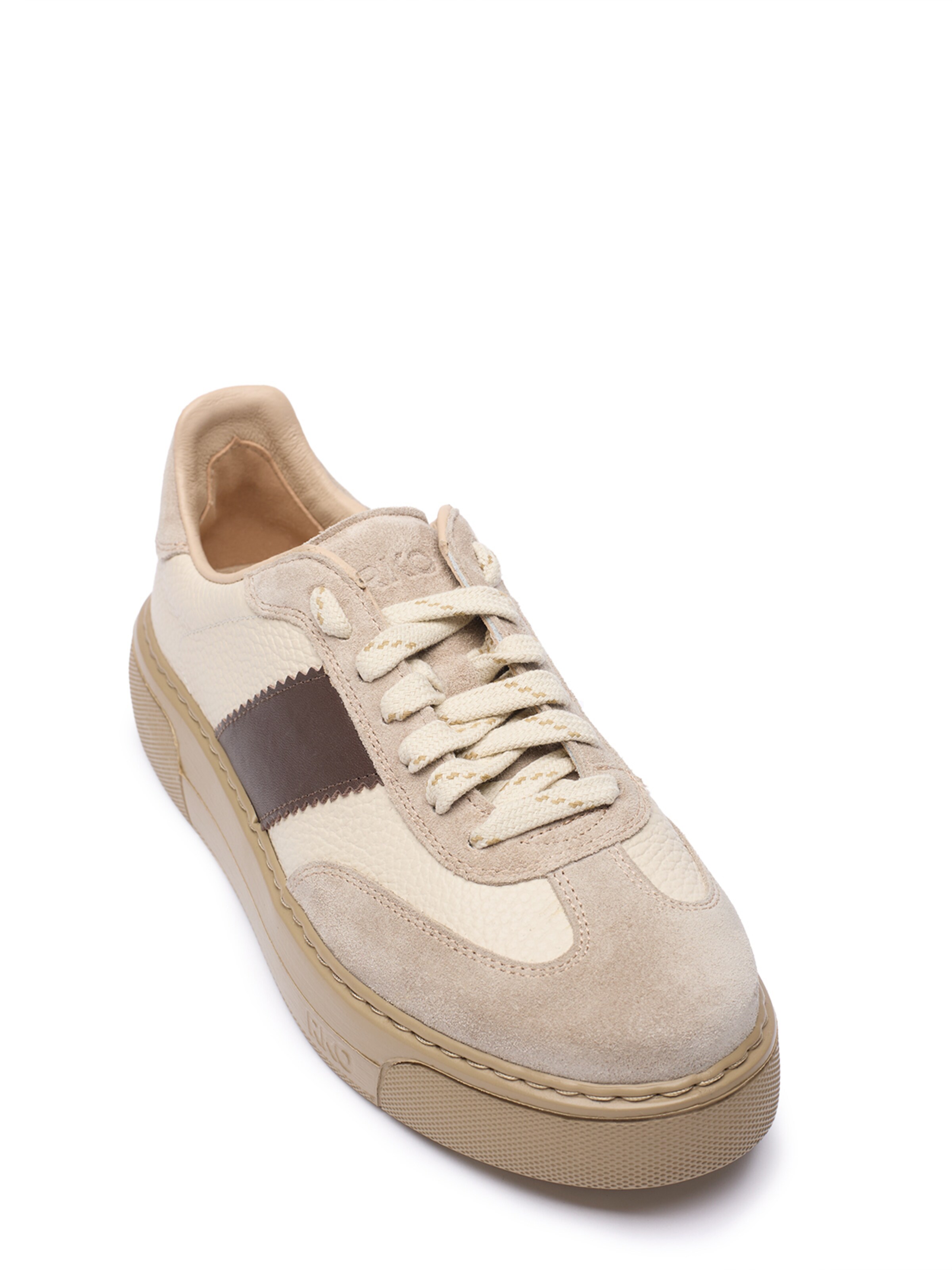 Sneaker low de la RYLKO pe bej