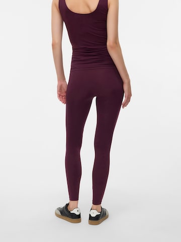 Skinny Leggings 'MLTIA JEANNE' de la MAMALICIOUS pe roșu