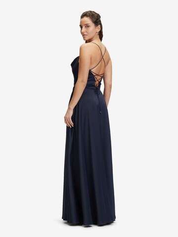 Robe de soirée Vera Mont en bleu