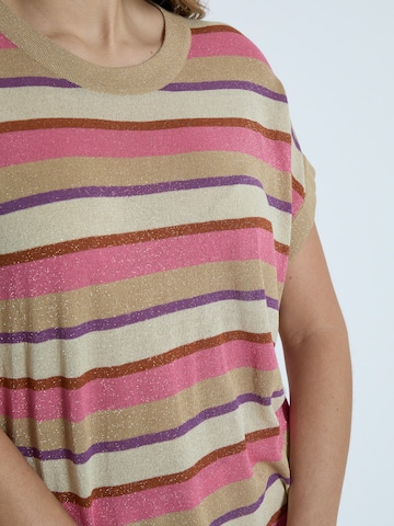 Top di Peppercorn in beige