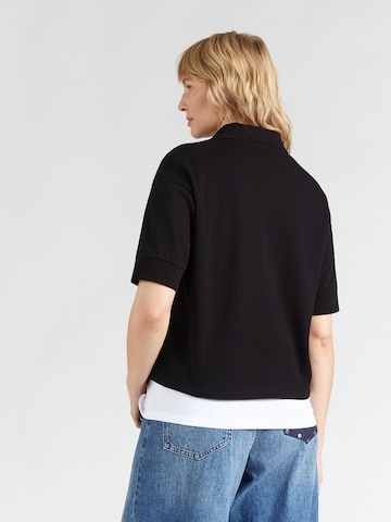 ARMANI EXCHANGE - Camiseta en negro