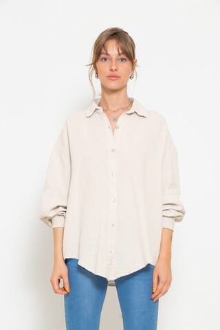 SASSYCLASSY Blouse in Beige