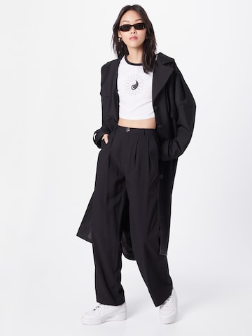 Moves Loose fit Pleat-Front Pants 'Nimma' in Black